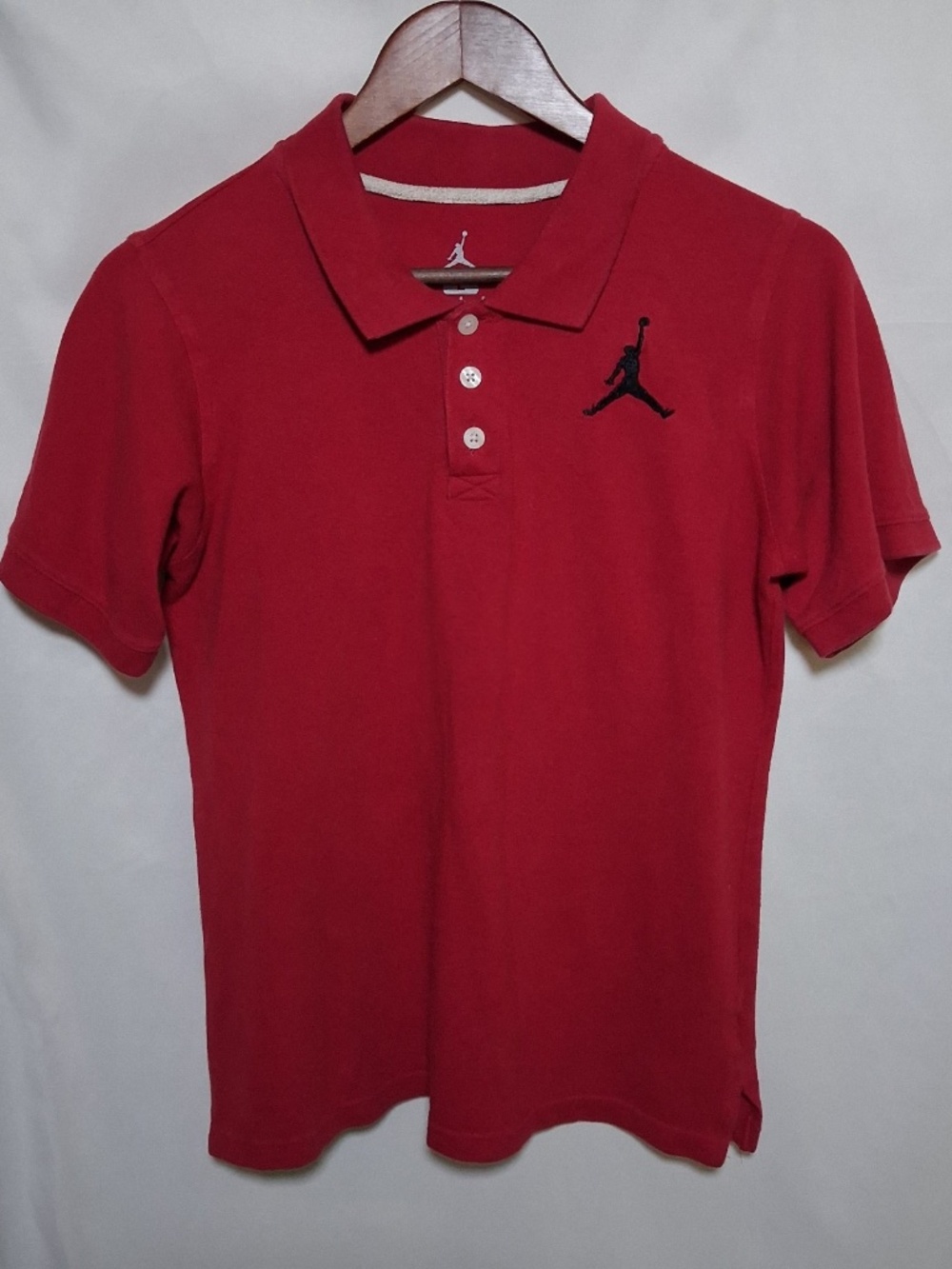 Boys Jordan Red Short Sleeve Polo Shirt Black Jumpman Logo Size L